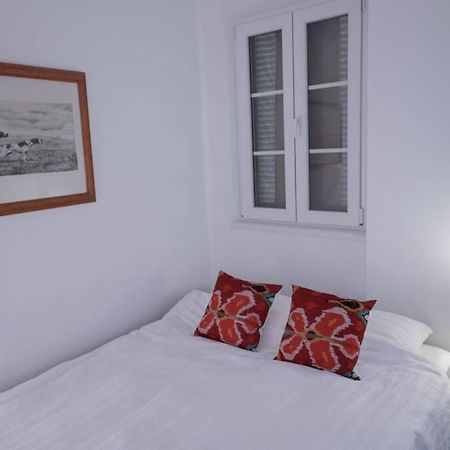 Charming Colonial Flat In Historic Building Apartment ยิบรอลตาร์ ภายนอก รูปภาพ
