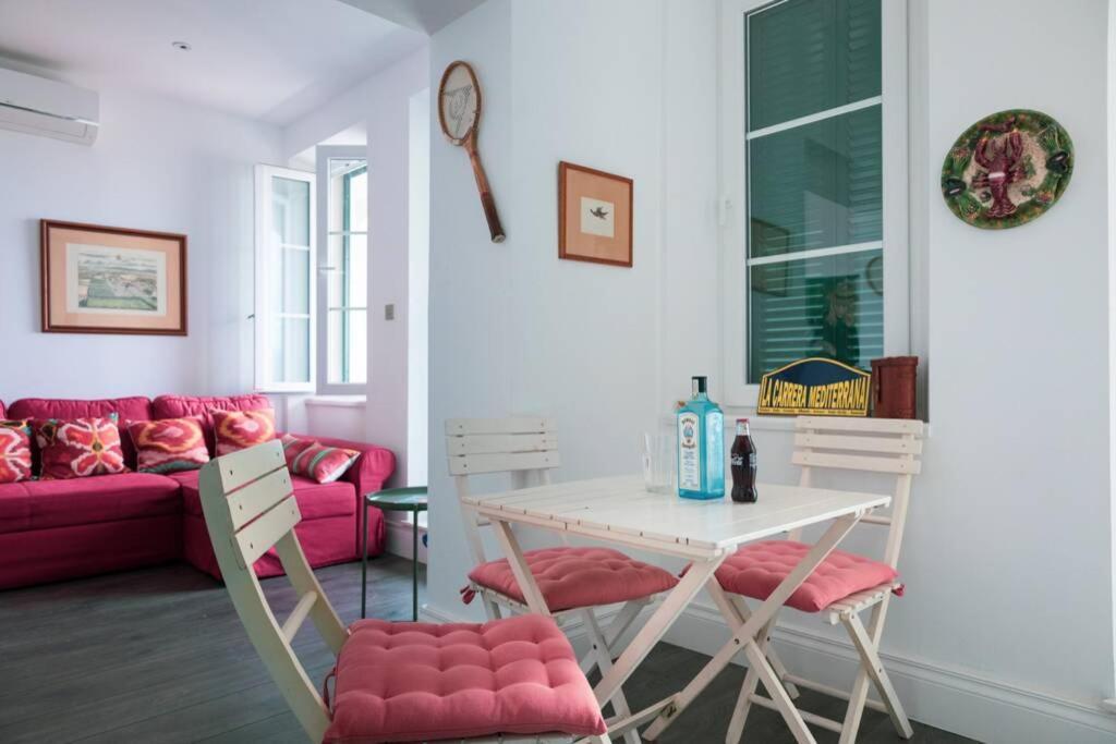 Charming Colonial Flat In Historic Building Apartment ยิบรอลตาร์ ภายนอก รูปภาพ